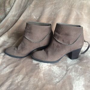 Candie's Taupe Bootie